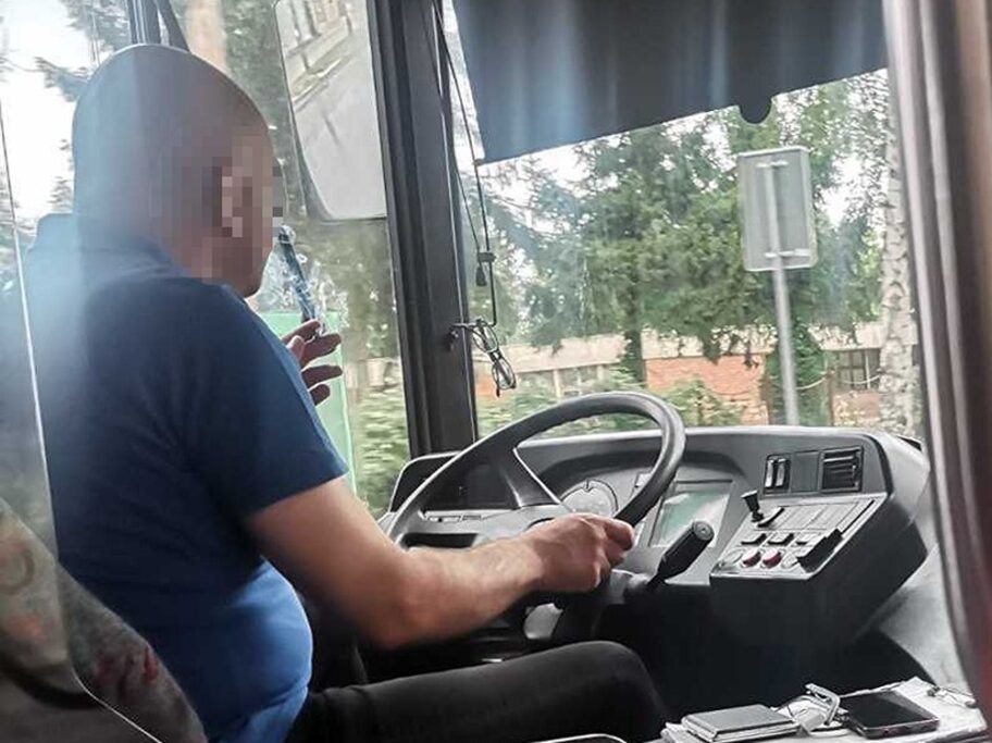 vozac autobusa