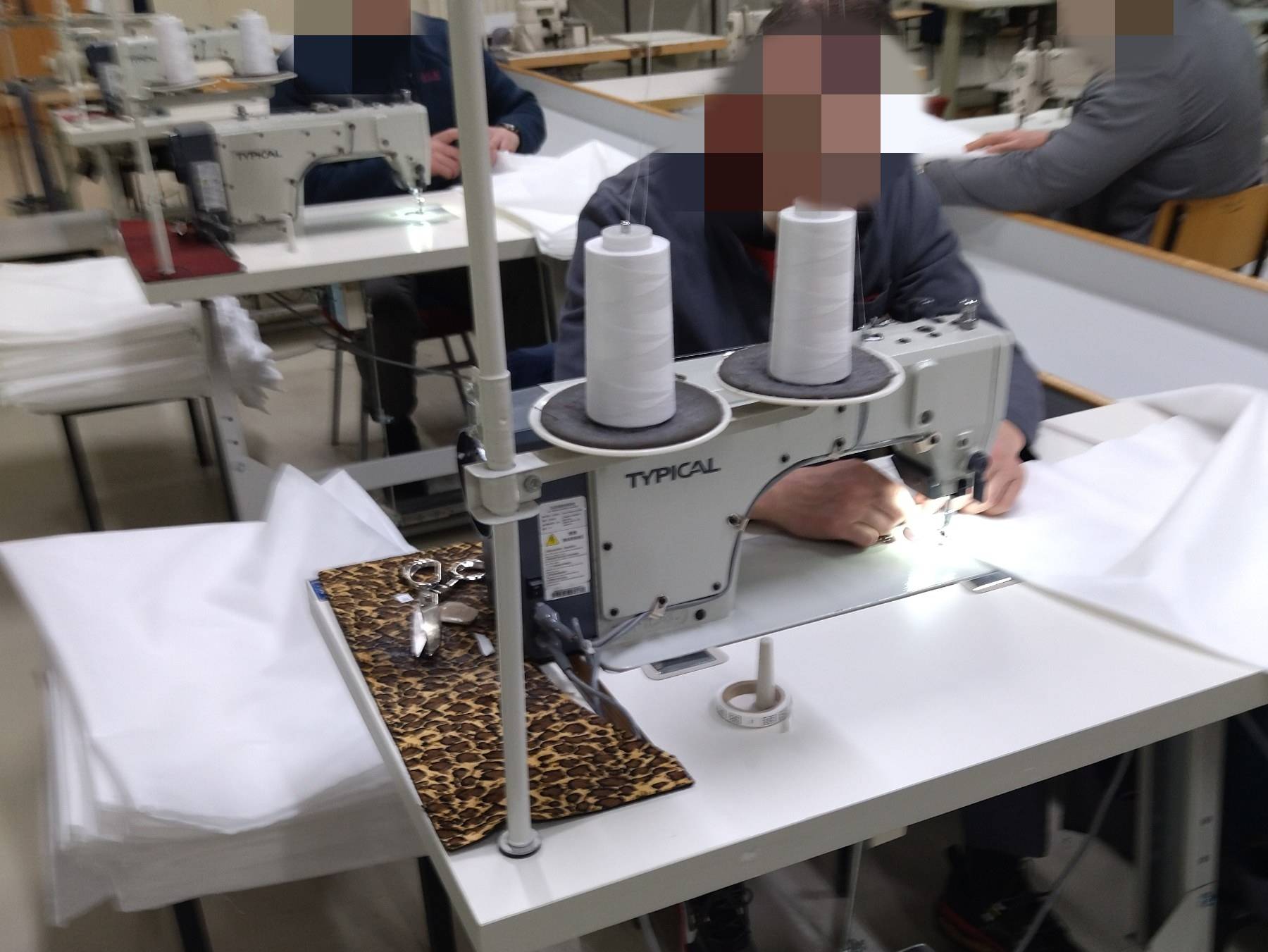 FOTO Uprava za izvrsenje krivicnih sankcija krojacki pogon u KPZ Nis 1
