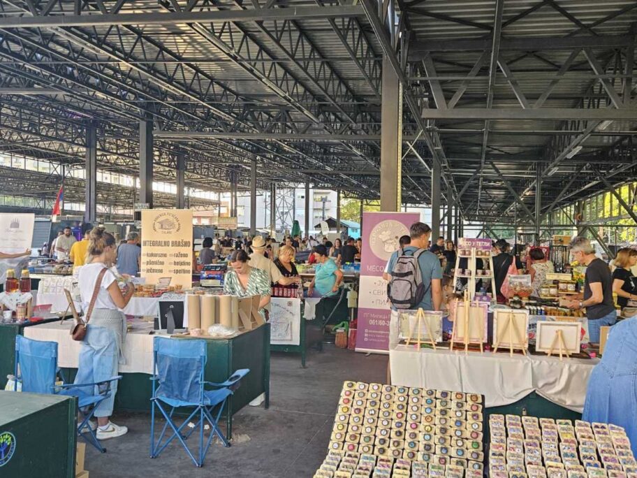 nocni market foto vm