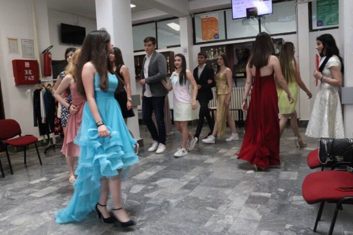 matura Kristina Mitrovic Bez limita.